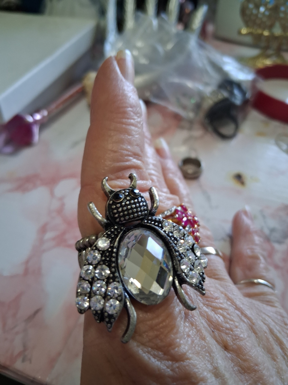 Source Unknown Silver-Tone Bee Cocktail Ring with Clear Crystals